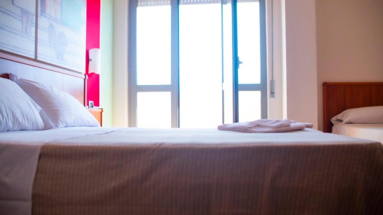Hotel Royal 길라노바리도 외부 사진
